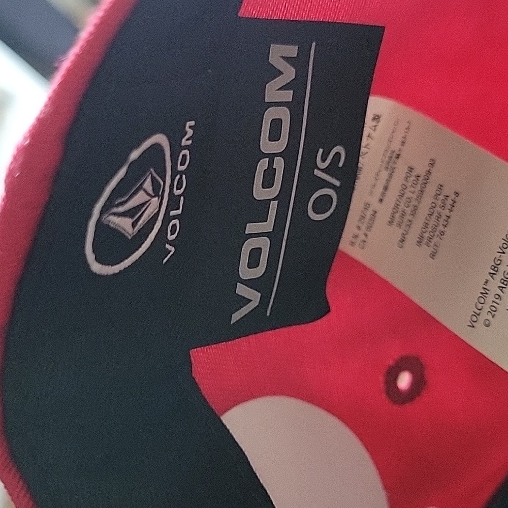 Volcom baseball hat - Picture 3 of 4